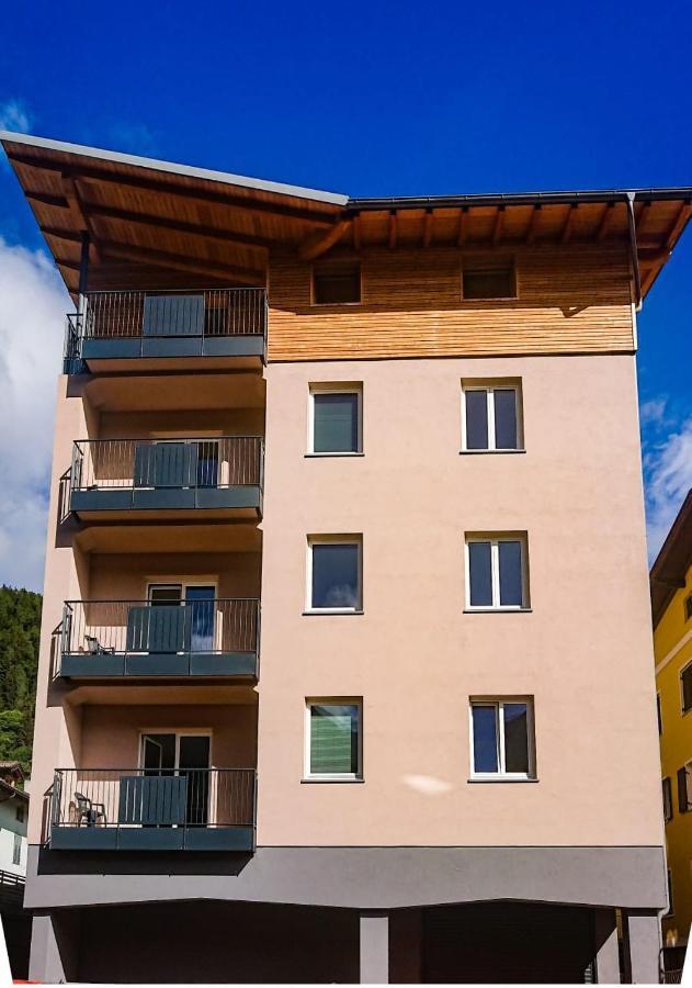 Relais Gentilini Apartamento Malè Exterior foto